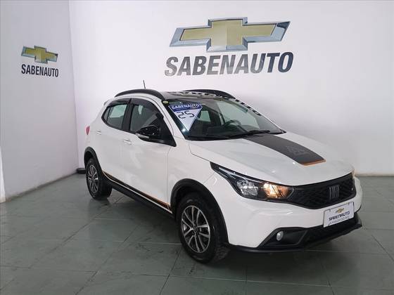 FIAT ARGO 1.3 FIREFLY FLEX TREKKING CVT FIAT ARGO 1.3 FIREFLY FLEX TREKKING CVT